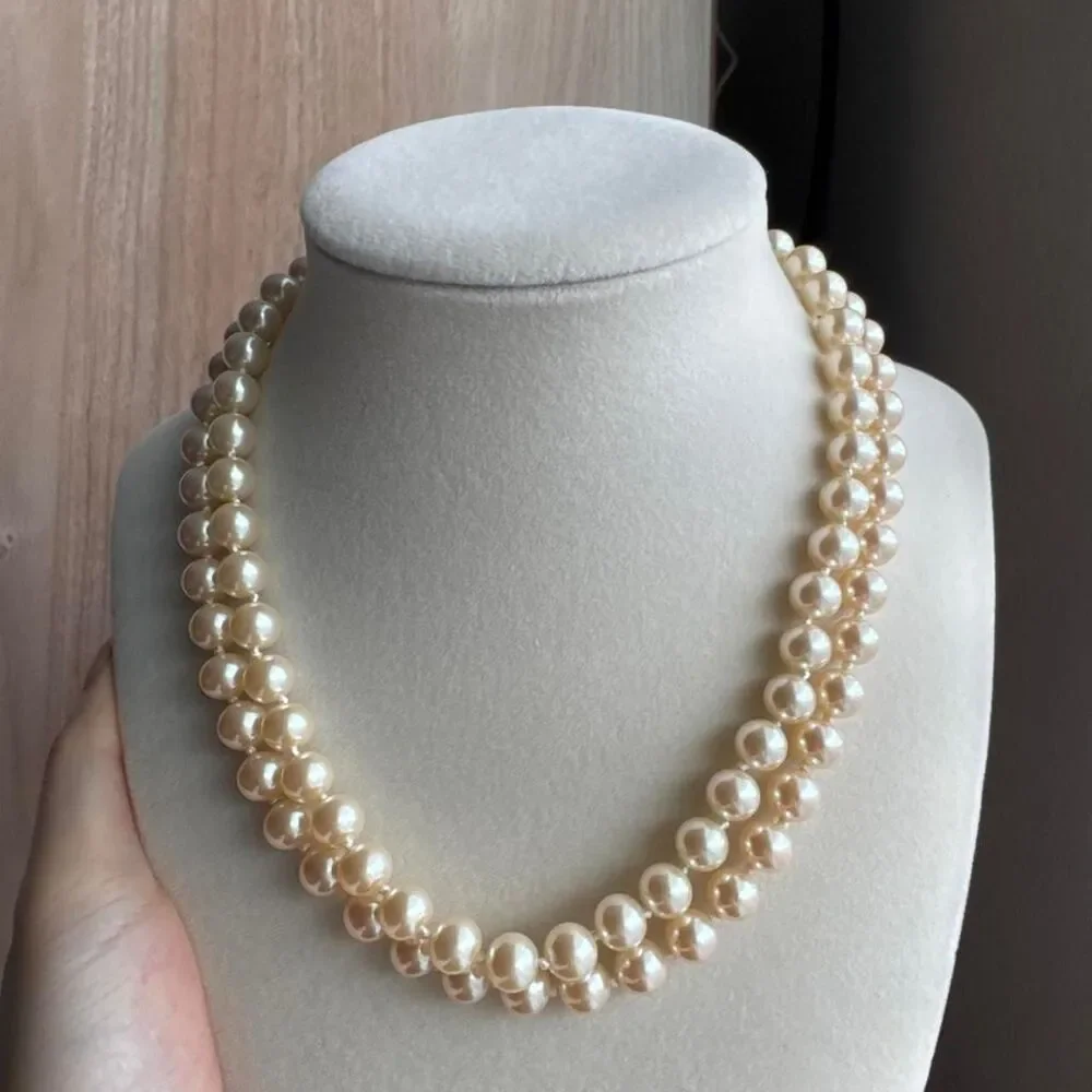 Unbranded Women's Cream and White Jewellery